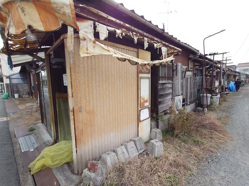 兵庫県尼崎市次屋の荒廃した空き家｜活用前の状態