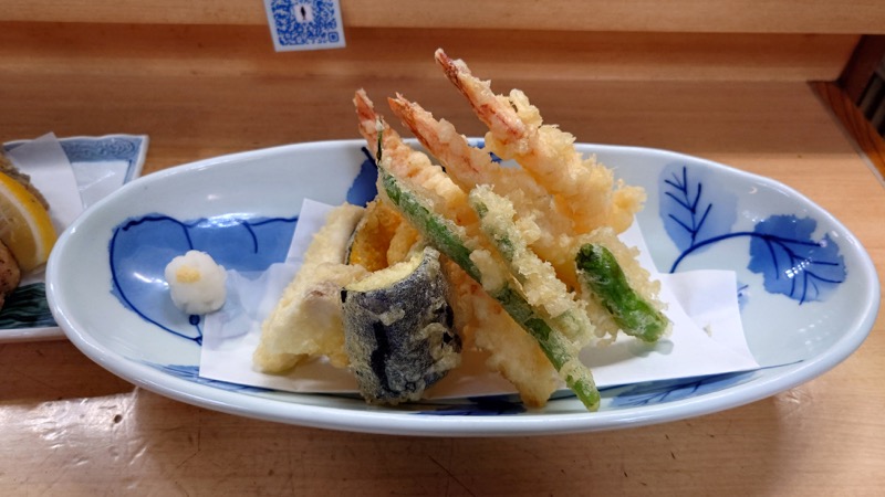 佐世保市 海鮮飯処 漁の揚げ物盛り合わせ