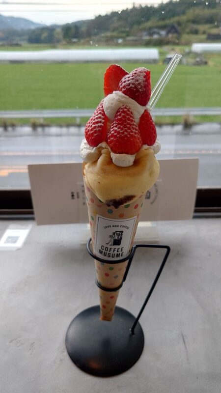 波佐見町 COFFEE MUSUMEのピンクのマグカップ